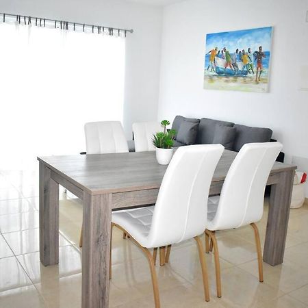 Lovely - Luxury 3 Bedrooms 500M From The Beach. سانتا ماريا المظهر الخارجي الصورة