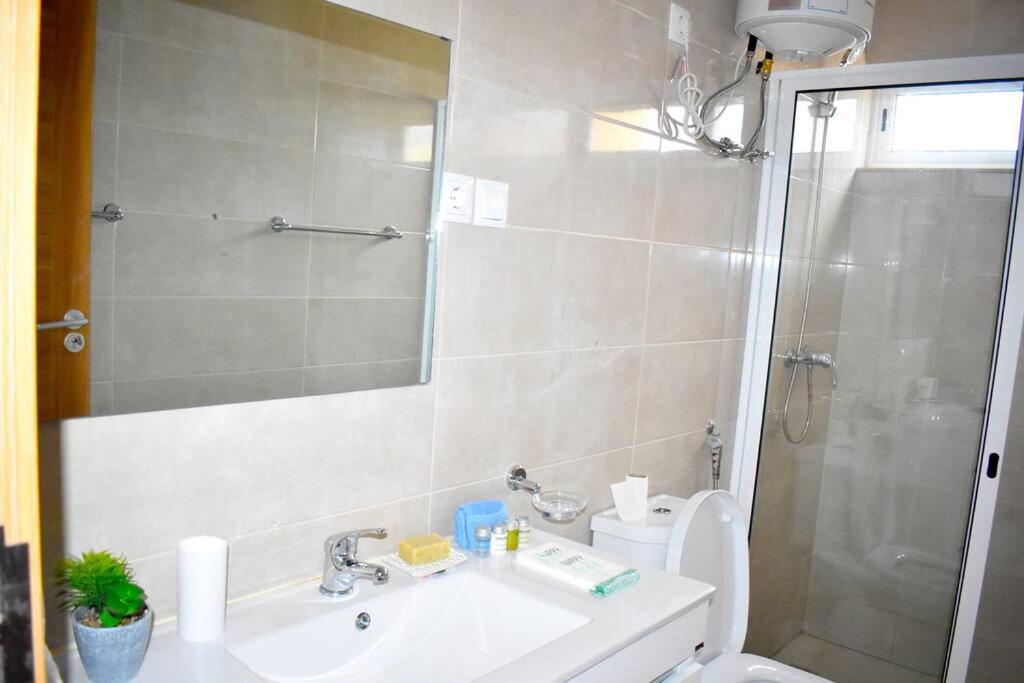 Lovely - Luxury 3 Bedrooms 500M From The Beach. سانتا ماريا المظهر الخارجي الصورة
